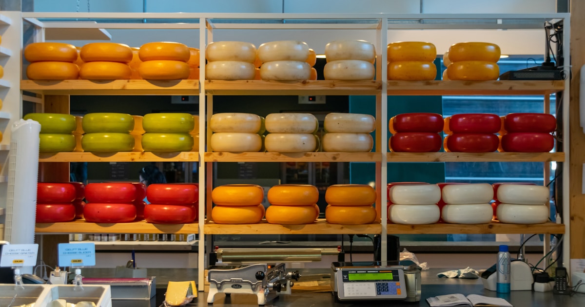 Питание для Складских Комплексов: Важность и Организация