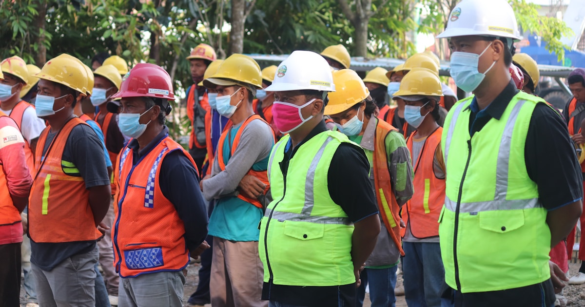 Питание для монтажных бригад: Как поддерживать энергию и производительность