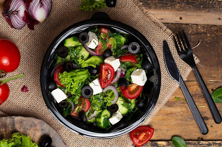 Салат в греческом стиле